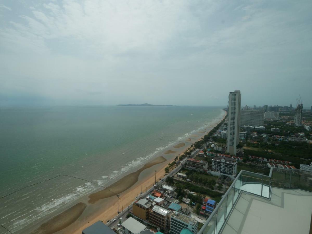 Aeras - The Ultimate Beachfront Experience Jomtien Beach Buitenkant foto